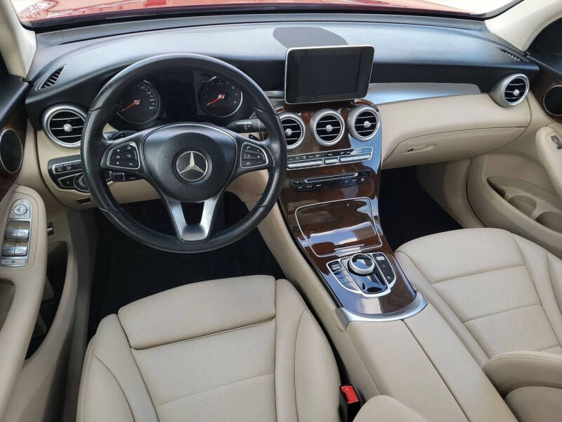 2018 Mercedes-Benz GLC GLC 300