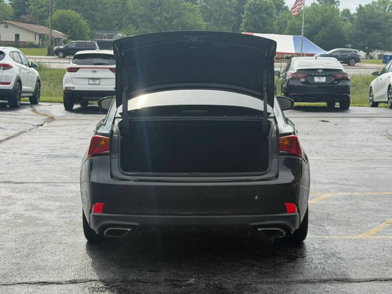 2019 Lexus IS 300