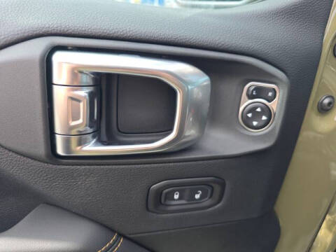 2025 Jeep Gladiator High Tide