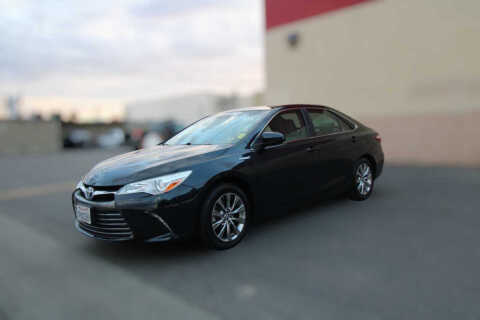 2016 Toyota Camry Hybrid