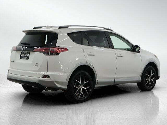 2016 Toyota RAV4 SE