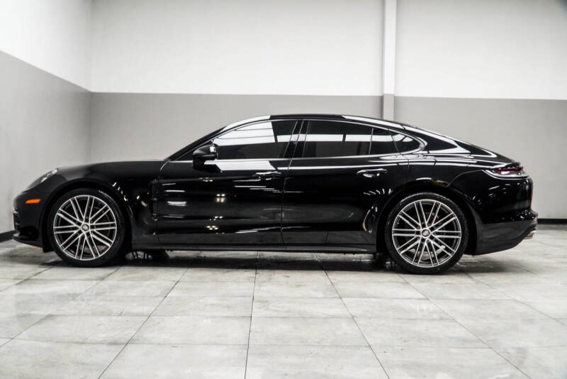 2021 Porsche Panamera 4