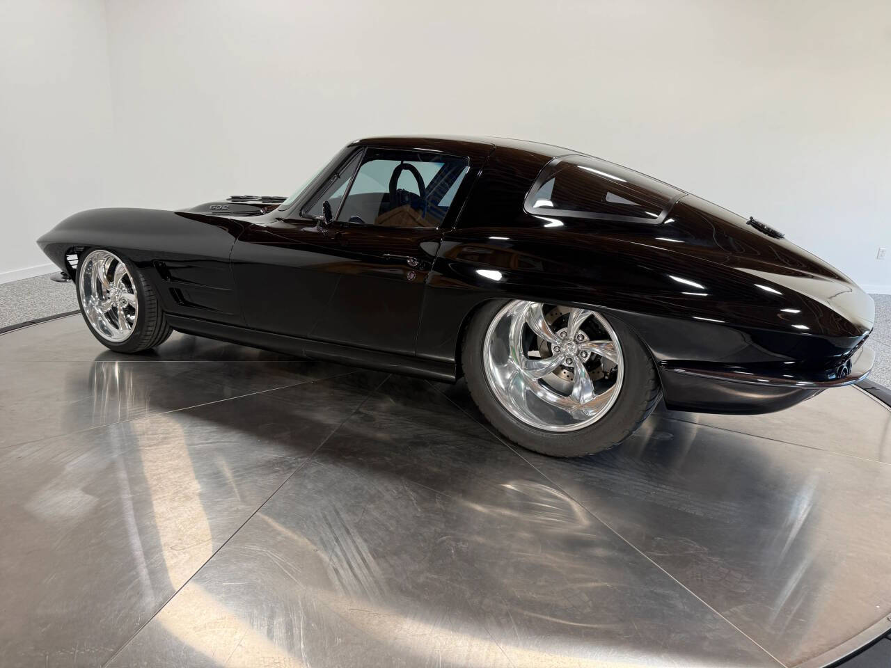 1966 Chevrolet Corvette 10