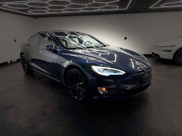 2020 Tesla Model S Long Range Plus