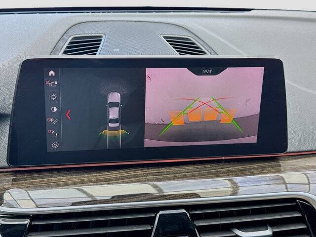 2019 BMW 5 Series 530i