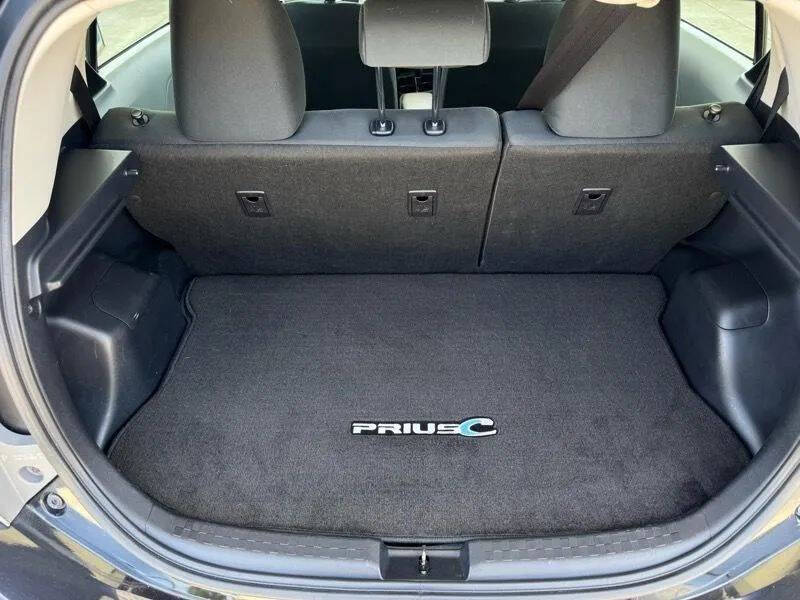 2014 Toyota Prius c