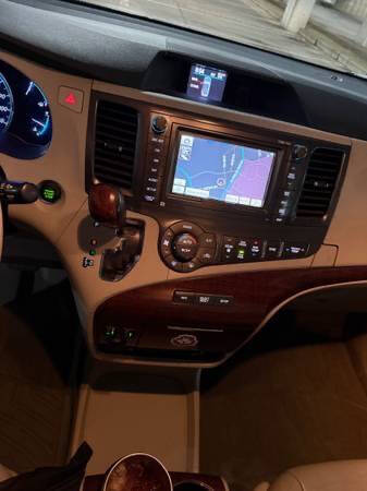 2012 Honda Odyssey EX-L w/Navi