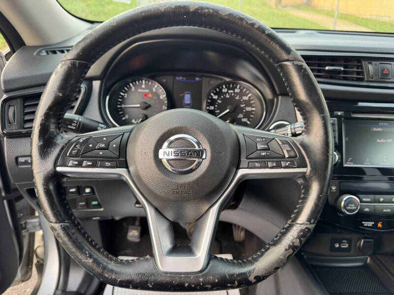 2020 Nissan Rogue SV