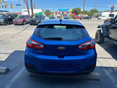 2017 Chevrolet Cruze LT Auto