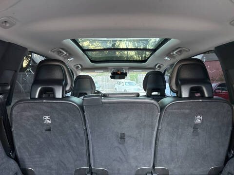 2017 Volvo XC90 T5 Momentum