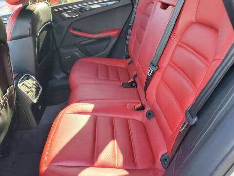 2017 Porsche Macan S