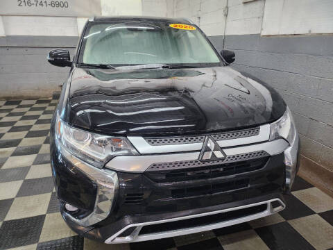 2020 Mitsubishi Outlander SE