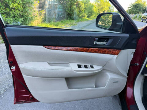 2011 Subaru Outback 2.5i Limited