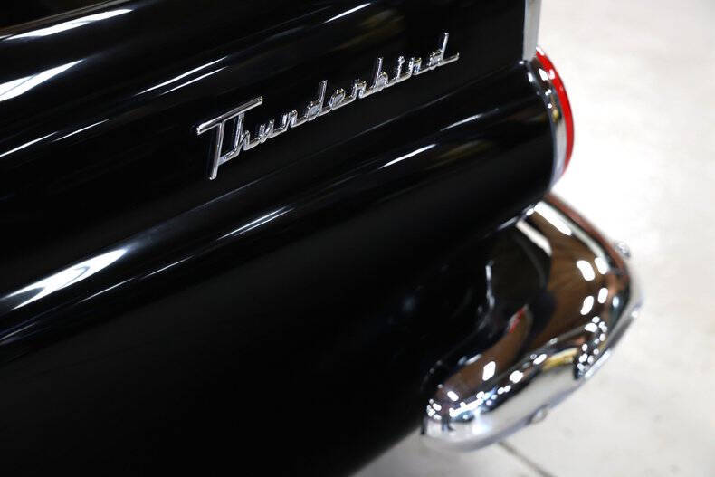 1956 Ford Thunderbird