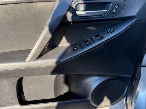 2013 Mazda MAZDA3 i Sport