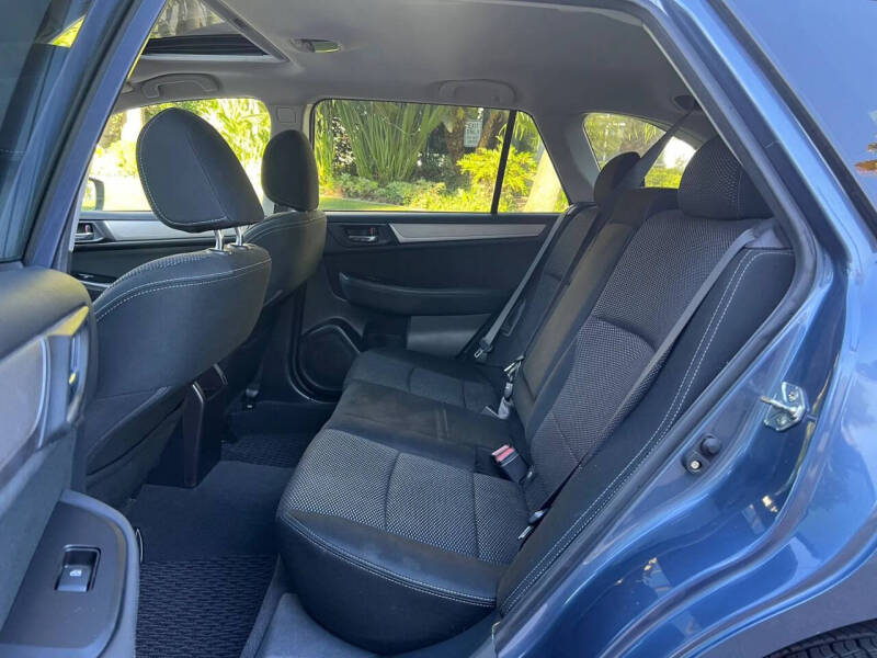 2017 Subaru Outback 2.5i Premium