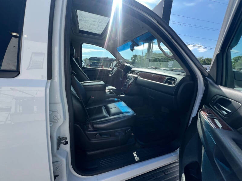 2012 Chevrolet Suburban LT