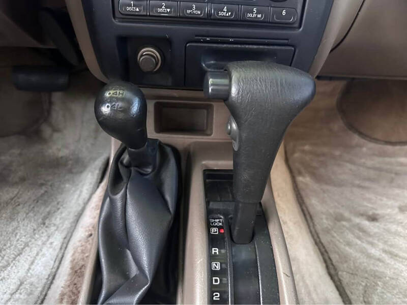 2000 Nissan Frontier SE
