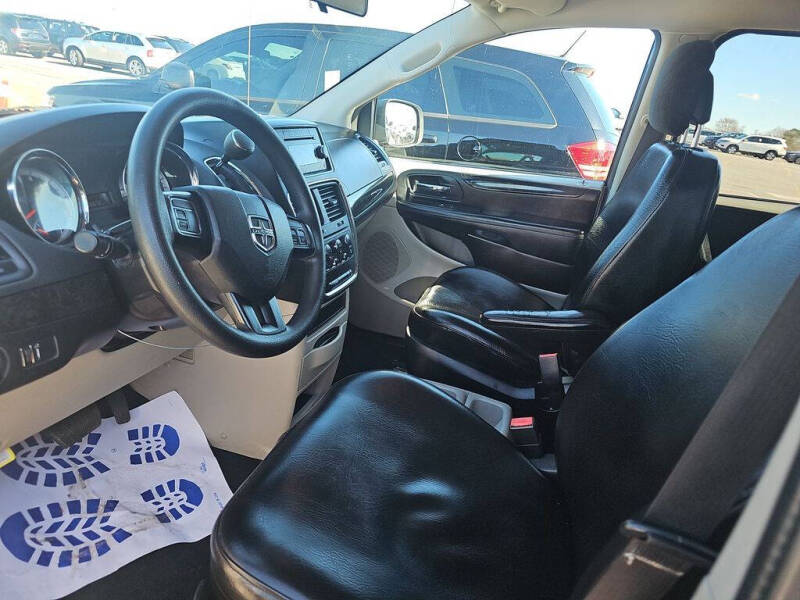 2016 Dodge Grand Caravan SE