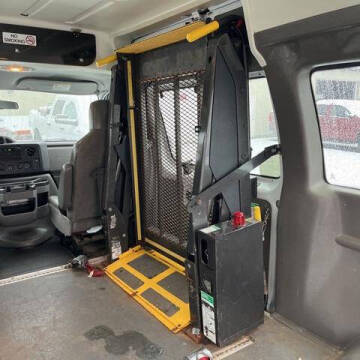 2013 Ford E-Series E-350 SD