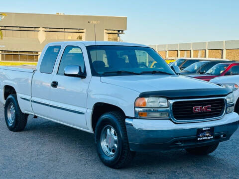 2000 GMC Sierra 1500 for sale at MotorMax in San Diego CA