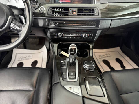 2016 BMW 5 Series 528i xDrive