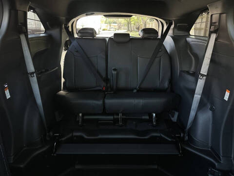 2026 Toyota Sienna XSE 7-Passenger