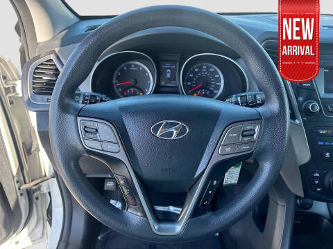 2016 Hyundai Santa Fe SE