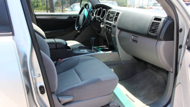 2005 Toyota 4Runner SR5