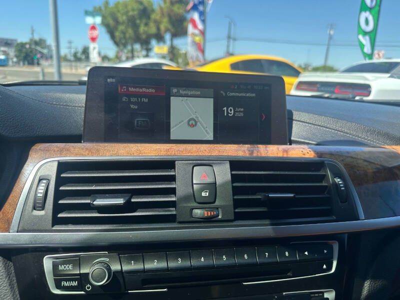 2018 BMW 3 Series 330i