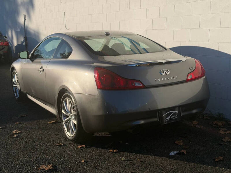 2011 Infiniti G37 Coupe Journey