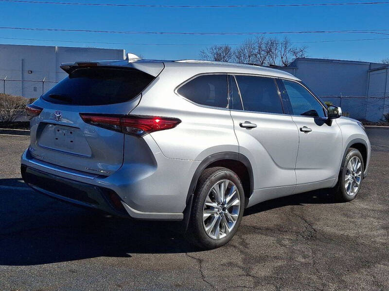 2023 Toyota Highlander Limited