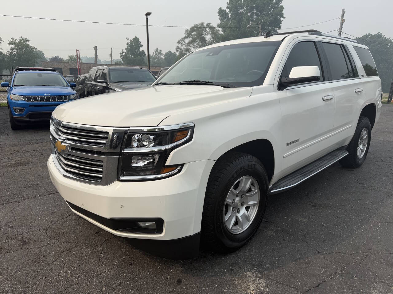 White 2015 Chevrolet Tahoe SUV / Crossover 4X2 6-Speed Automatic