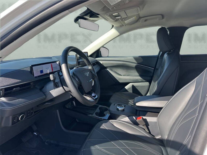 2024 Ford Mustang Mach-E Select