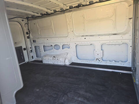 2016 Nissan NV 1500 SV