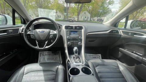 2014 Ford Fusion SE
