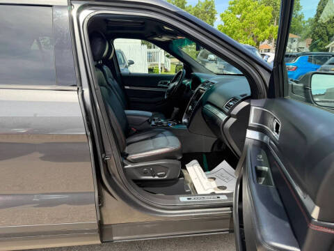 2016 Ford Explorer Sport