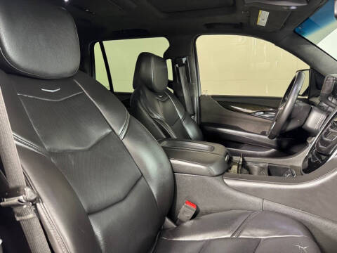 2018 Cadillac Escalade Platinum