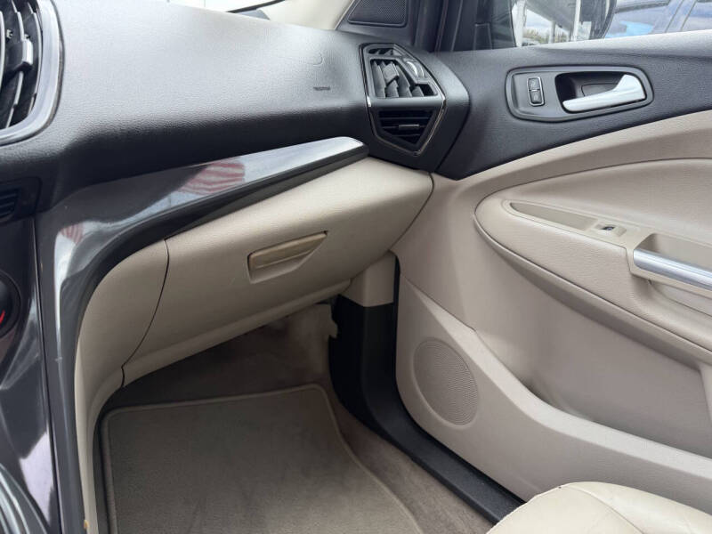 2015 Ford Escape Titanium