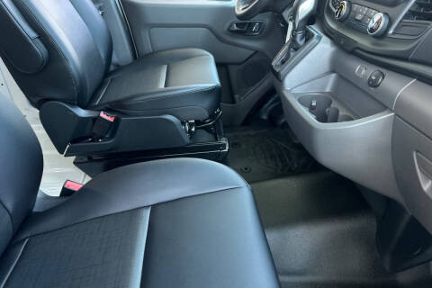 2025 Ford Transit