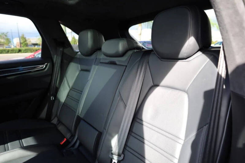 2022 Porsche Cayenne GTS