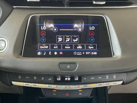 2023 Cadillac XT4 Premium Luxury