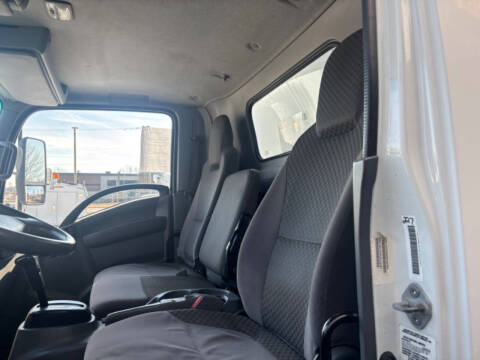 2013 Isuzu NQR Cube Van