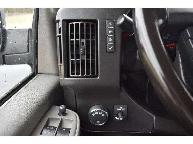 2021 Chevrolet Express 2500