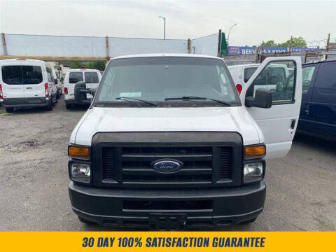 2013 Ford E-Series E-350 SD