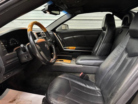 2005 Cadillac XLR