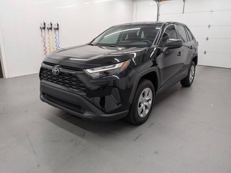 2023 Toyota RAV4 LE