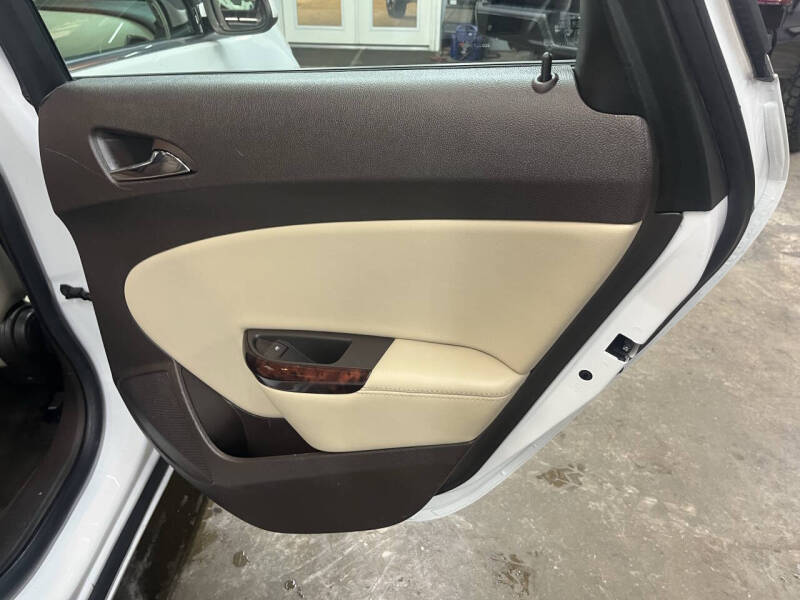 2015 Buick Verano Leather Group
