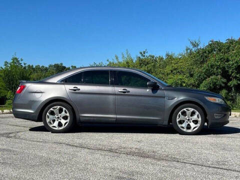 2011 Ford Taurus SHO