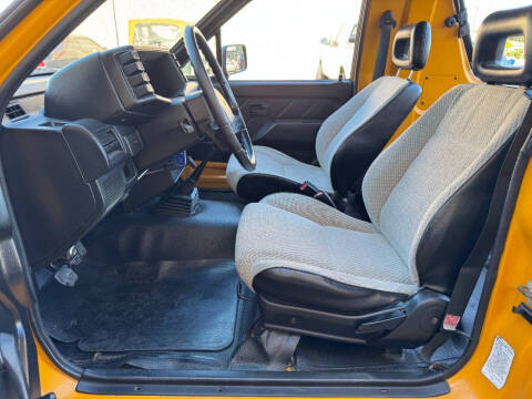 1989 Isuzu Amigo S